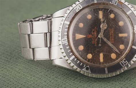 rolex submariner crystal scratches